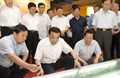 李克強：加強生態環境建設 大力發展節能環保產業